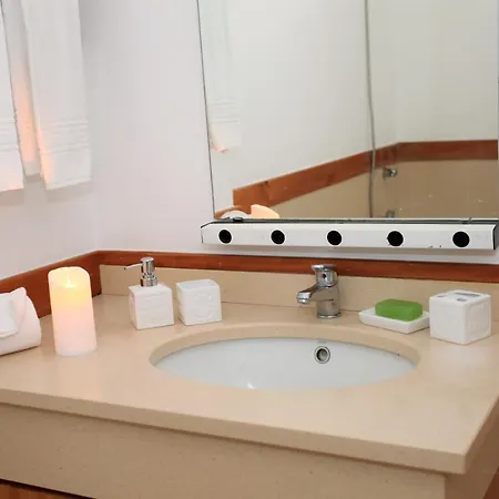 Seaside Flat In Vila Franca *